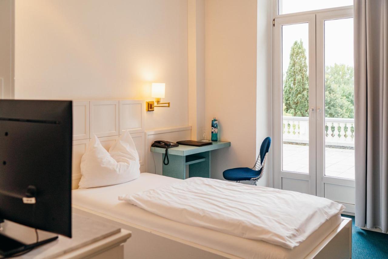 Hotel Benther Berg Ronnenberg Екстер'єр фото